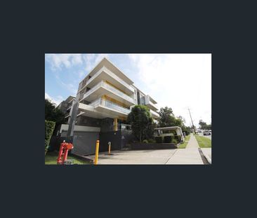 Large 2 Bedroom 4 Minutes Walk to Carlingford Court - Photo 2