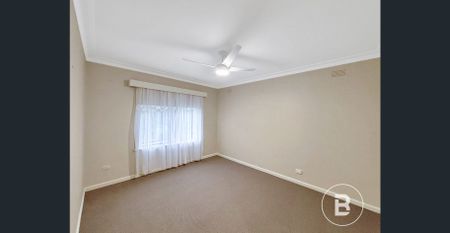 Family home in a great location! - Photo 4