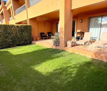 Apartamento planta baja en alquiler en Estepona - Foto 6