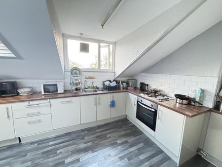 4 bedroom house to rent - Photo 3