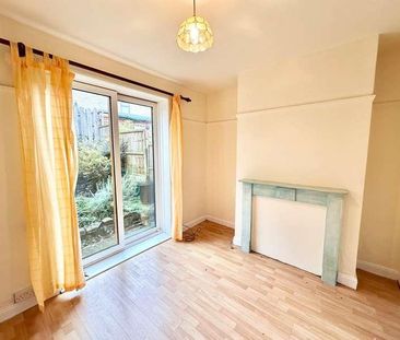 Harley Street Todmorden, OL14 - Photo 2