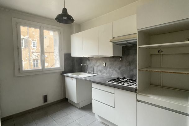 Aix en, provence , rue Lisse des Cordeliers , type 3 vide de - Photo 1