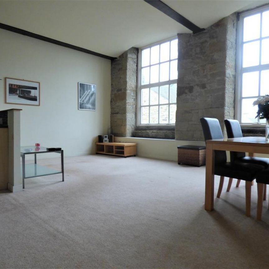 1 bedroom Flat To Let - Photo 1