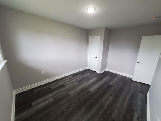 For Lease - 15 Camille Court Unit# Upper, Hamilton, Ontario - Photo 1