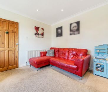 3 bedroom terraced house to rent - Photo 2