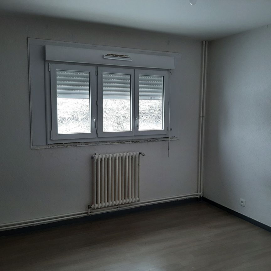 Location - Appartement T4 - 75 m² - Maîche - Photo 1