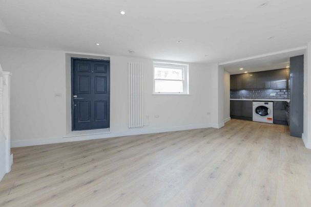 Finchley Road, West Hampstead, NW3 - Photo 1