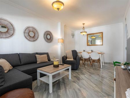 Piso de alquiler en Bulevar Ashmawi, 6, La Carolina - Guadalpín - Photo 2