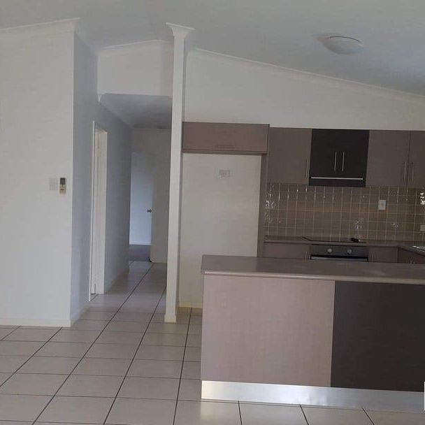 4 Cranfield Court, Deeragun QLD 4818 - House For Rent | Domain - Photo 1