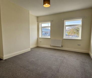 Dean Road, Scarborough - Photo 4