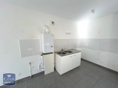 Location Appartement 4 pièces 79m² PORT DE BOUC 13110 - Photo 4