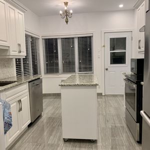 Downtown - Furnished 3 1/2 W. Parking - Photo 3