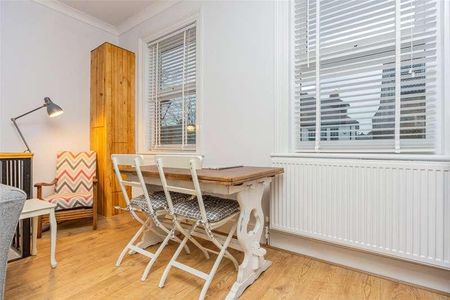 Alexandra Road, Windsor, SL4 - Photo 5