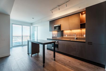 For Lease - 39 Mary Street Unit# 1312, Barrie, Ontario - Photo 4