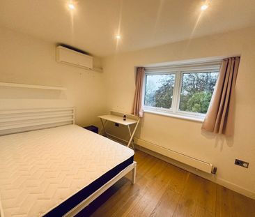 Room in a Shared House, The Elms, SW13 - Photo 5