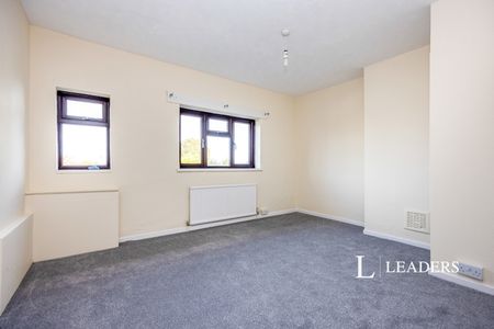 2 bedroom house to rent Elizabeth Road, Godalming, GU7 - Photo 4