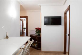 Calle del Jilguero, Madrid, Community of Madrid 28025