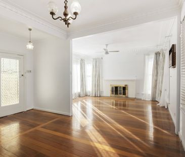 74 Liston Street, Glen Iris - Photo 1