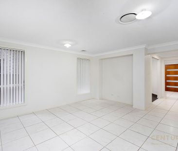 Large Family Home - Photo 4