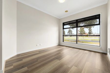 Modern Family Living in the Heart of Manor Lakes - Photo 2