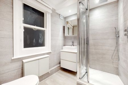 Neville Court, Abbey Road, NW8 - Photo 2