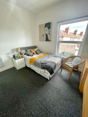 Studio to rent - Photo 3