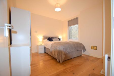 Worple Road, Raynes Park - Photo 3