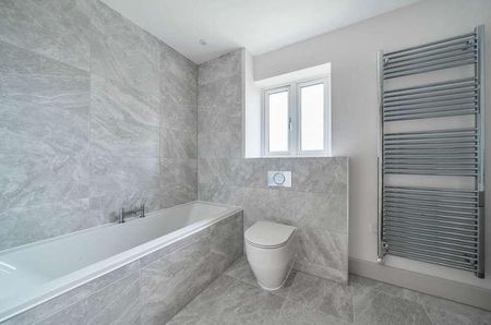 Cobbett Drive, Binfield, RG42 - Photo 3