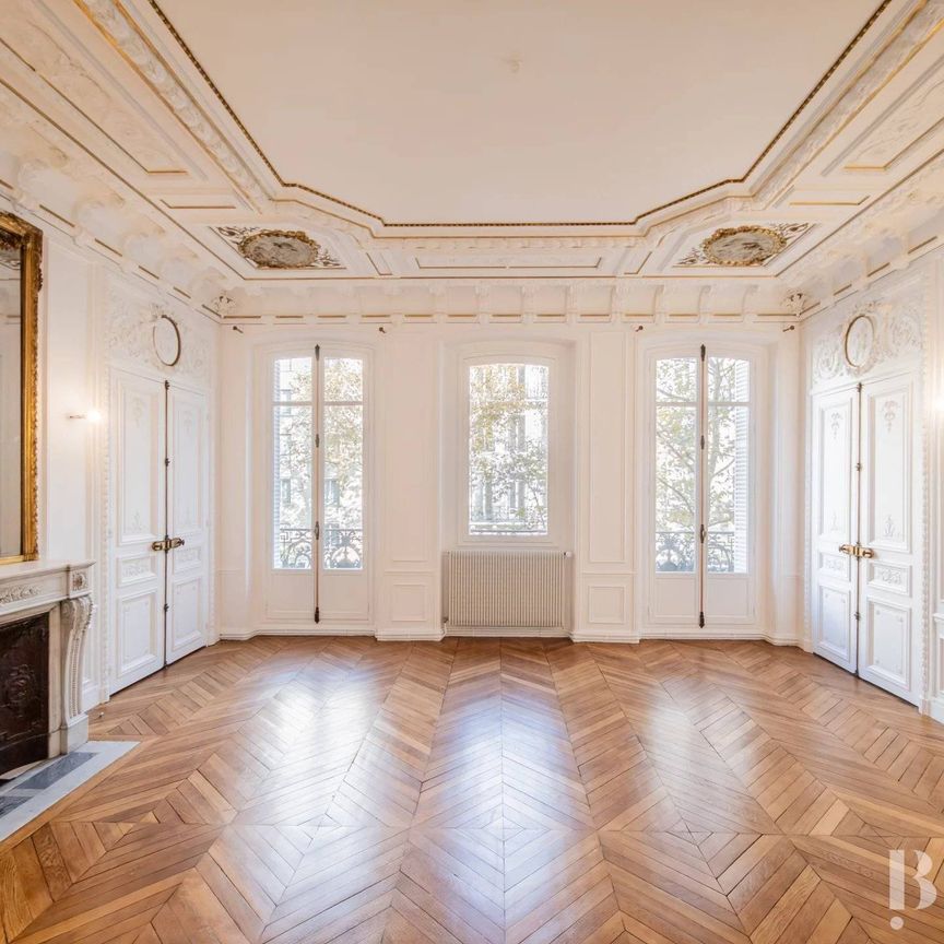 Rental Apartment Paris 7th Saint-Thomas-d'Aquin - Photo 1