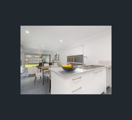 27 Sunray Avenue, Palmview, Qld 4553 - Photo 4