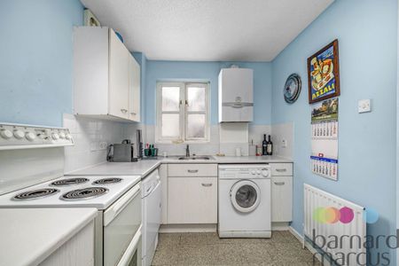 Hutton Grove, LONDON - Photo 5