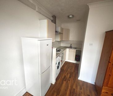 Studio to rent - Photo 6