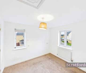 3 bedroom detached house to rent - Photo 4