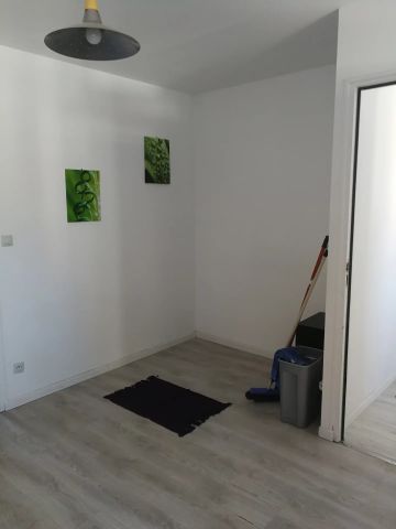 Location Appartement 2 pièces 27m² OUTREAU 62230 - Photo 5