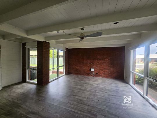 SPACIOUS SALE LIVING - Photo 1