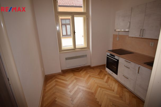 Pronájem bytu 1+1 v osobním vlastnictví 31 m², Písek - Fotografie 1