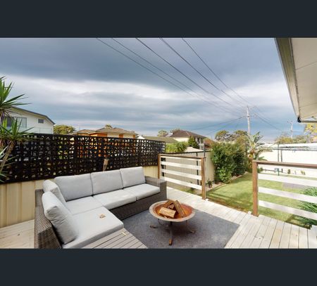 8 Park Street, Belmont North, NSW 2280 - Photo 4