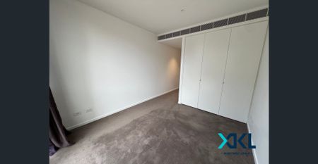 Luxury 2-bedroom apartment in Central Park - Photo 3