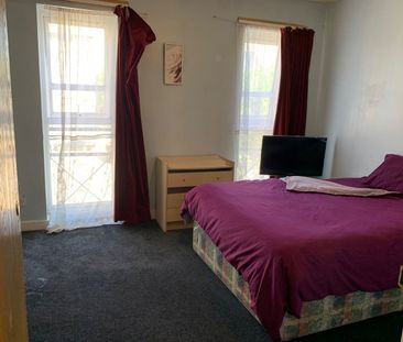 Room in a Shared House, London, SE16 - Photo 2