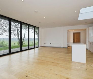 2 bedroom bungalow to rent - Photo 1