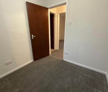 70 Orkney Street, Belfast, BT13 3GR - Photo 4