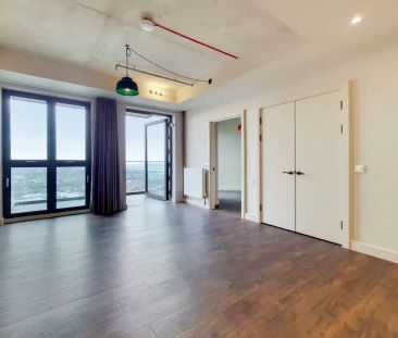 1 Bed Apartment - Photo 2