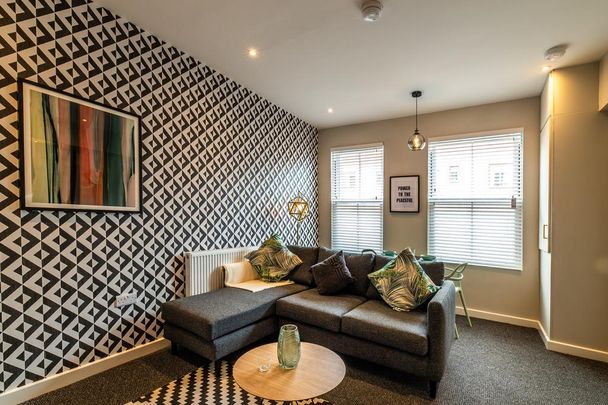 2 bedroom apartment to rent - Photo 1