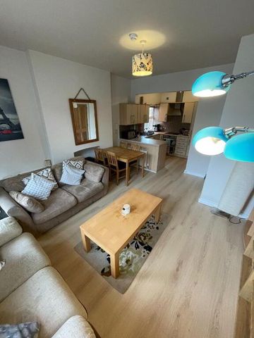 2, 412 Ormeau Road, Belfast, BT7 3HY - Photo 2