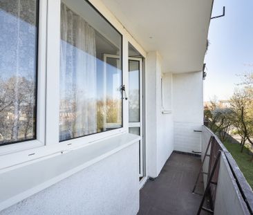 3 pokoje, balkon, widna kuchnia. - Zdjęcie 1