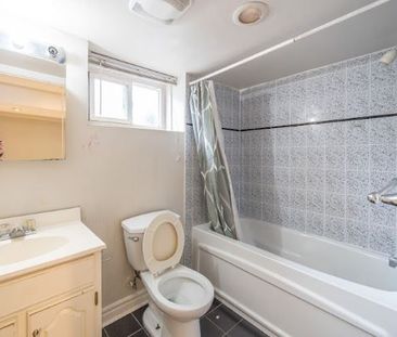 For Lease - 2982 Bayview Avenue, Toronto, Ontario - Photo 6