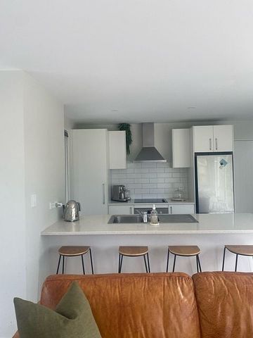 Charming 3BR Howick Haven - Photo 3