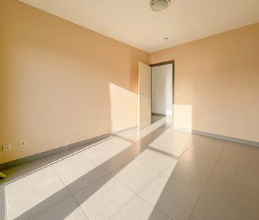 Prachtig gelegen 2 slaapkamerappartement met 2 terrassen - Photo 3