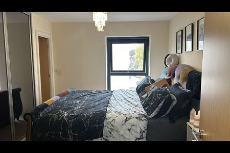 2 Bed Flat, Westside Court, HA9 - Photo 5