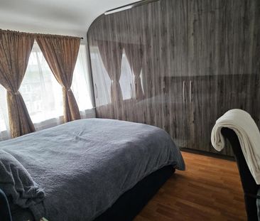 3 Bedroom House - Terraced To Let - Photo 6